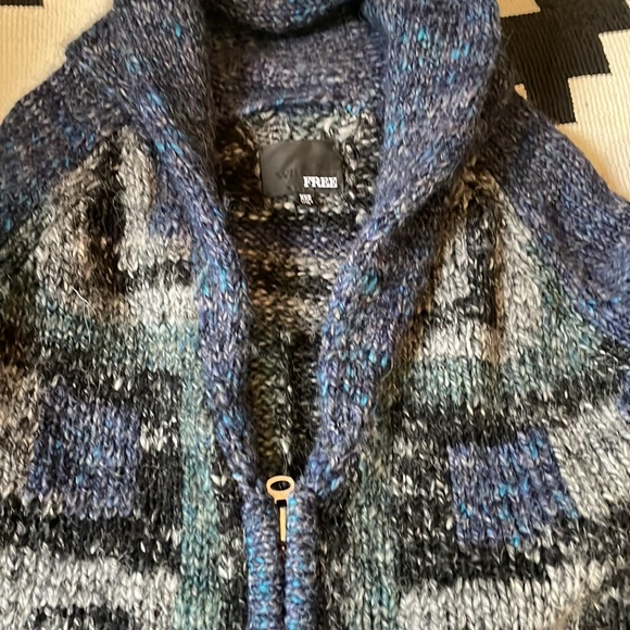 Aritzia Wilfred Alpaca Wool Zipped Sweater - Picture 3 of 4
